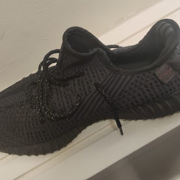 adidas Yeezy Boost 350 V2 Static Black (Reflective) - Picture 4 of 4